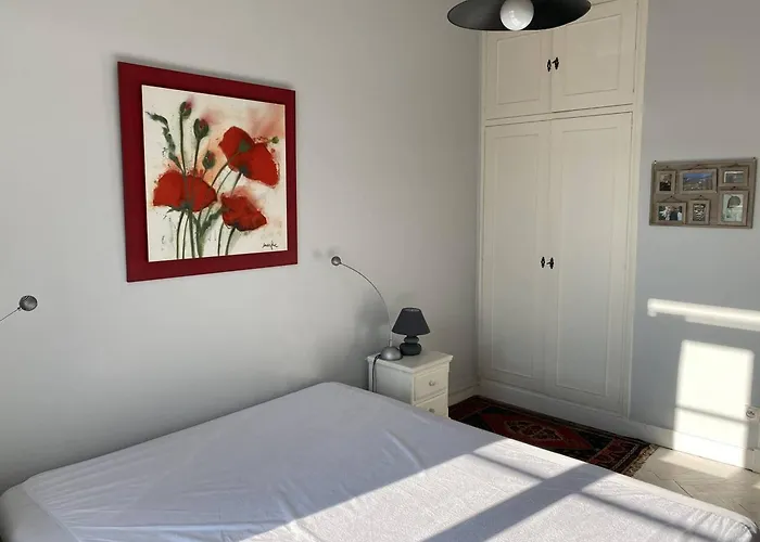 Lumineux Et Spacieux Au Centre De - Fr-1-738-44 דירה